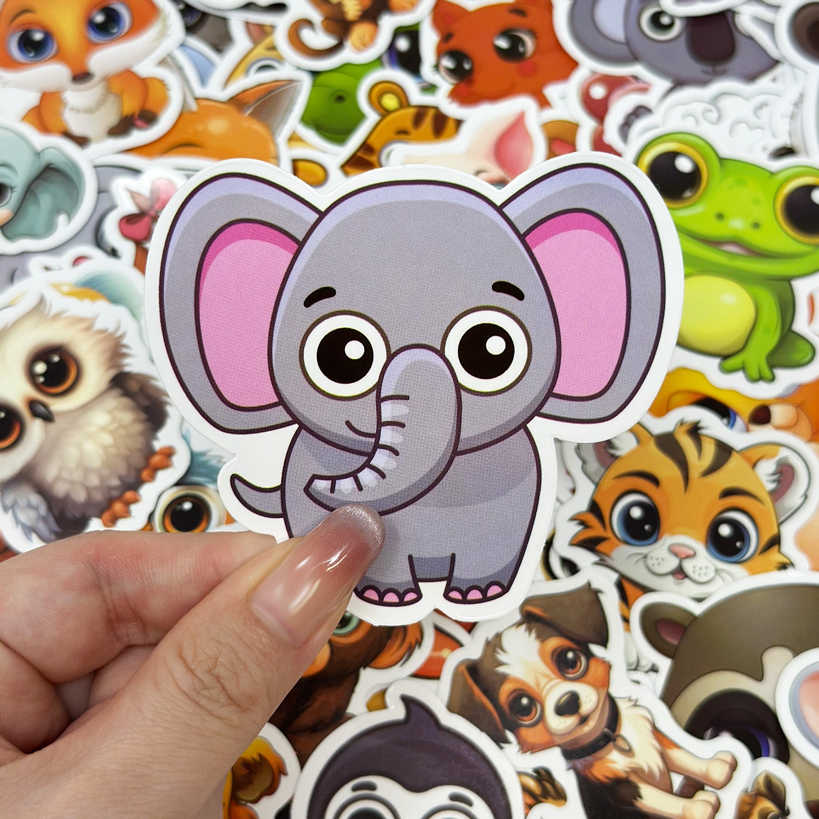 Wrapables Waterproof Vinyl Stickers, 100pcs, Adorable Animals