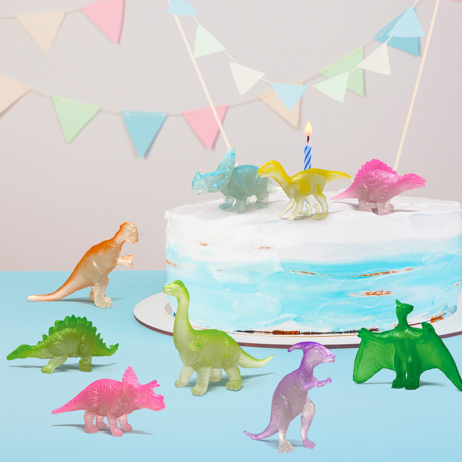 Wrapables 24pcs Mini Plastic Dinosaur Figurines