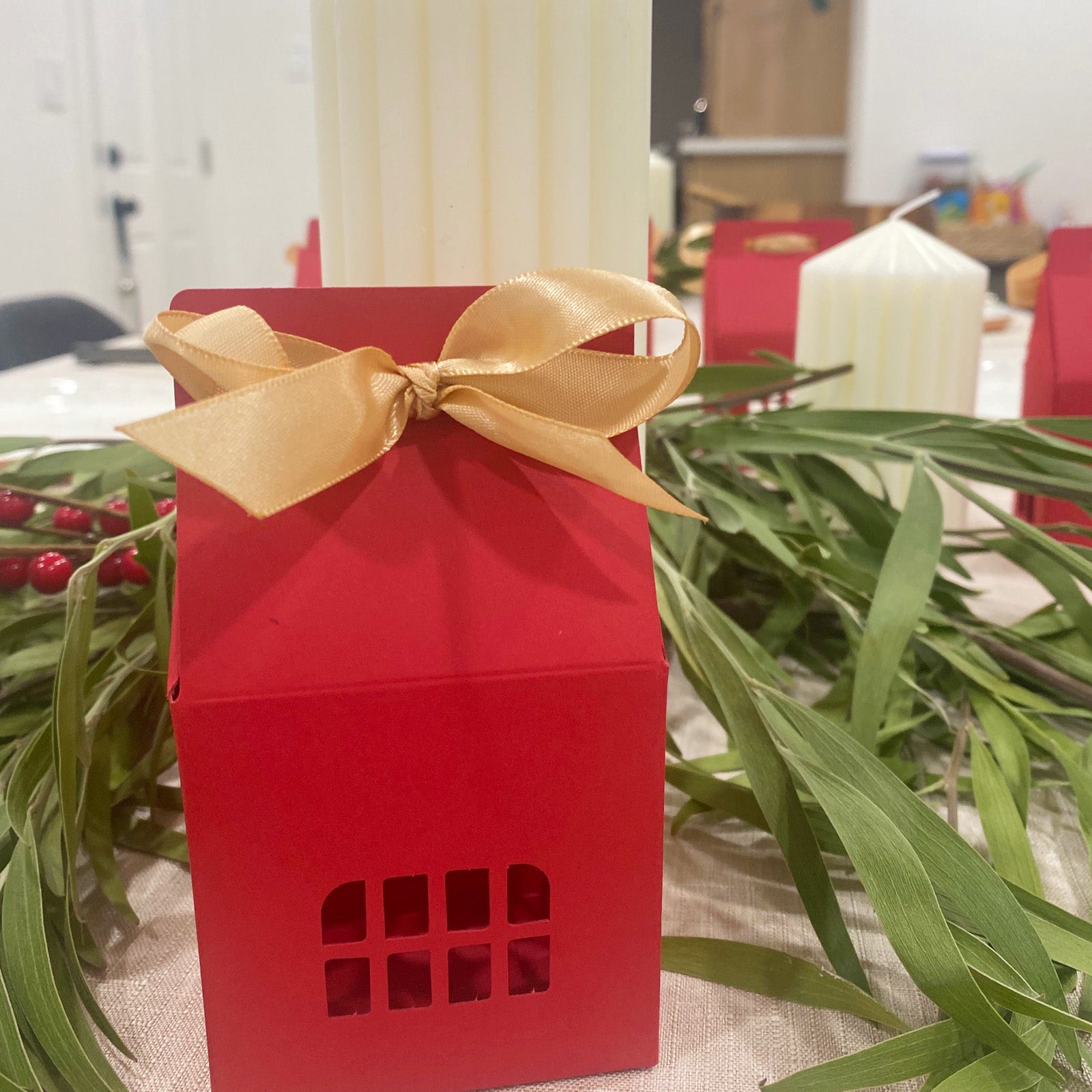 Wrapables House Shaped Gift Boxes with Ribbons, Red