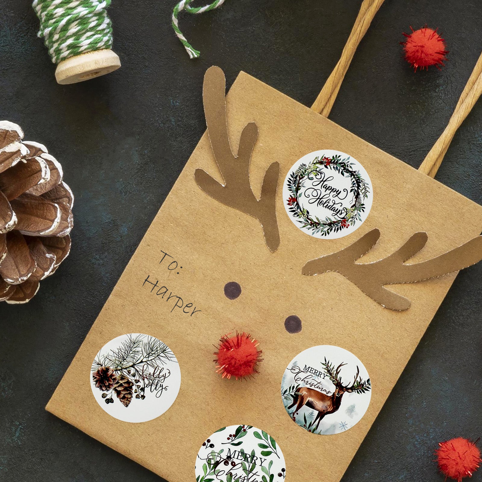 Wrapables Christmas Stickers Label Roll, Holiday Stickers for Sealing Cards, Envelopes, Gift Boxes, Festive Party Favors (500pcs), Happy Holidays