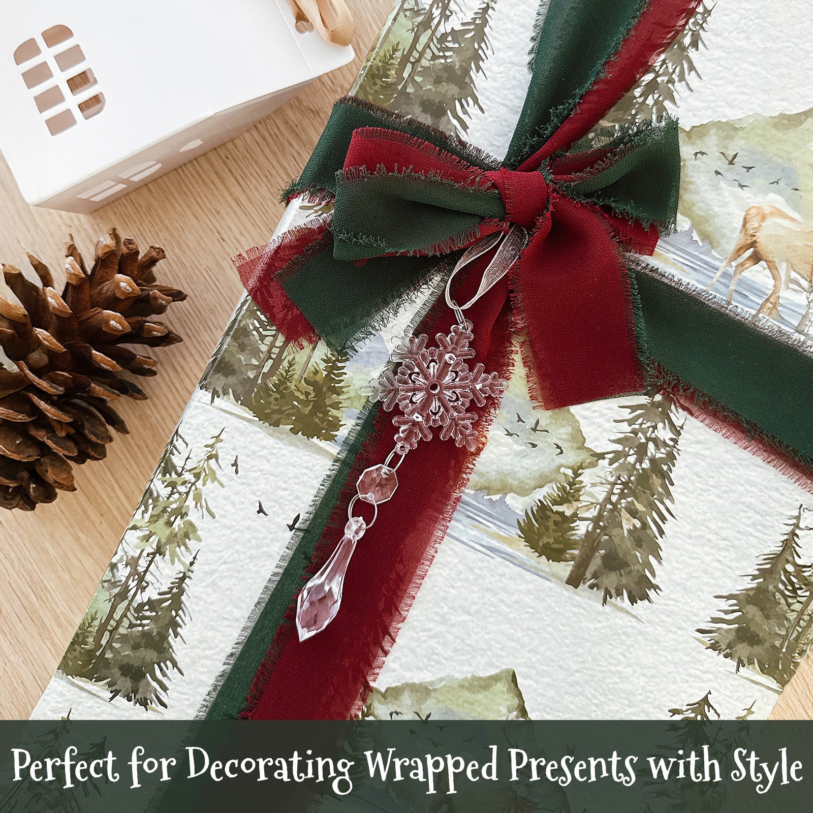 Wrapables 22pcs Christmas Tree Ornaments, Acrylic Hanging Crystal Snowflakes and Icicles Decorations, Drop Pendant Decor for Winter New Year Parties