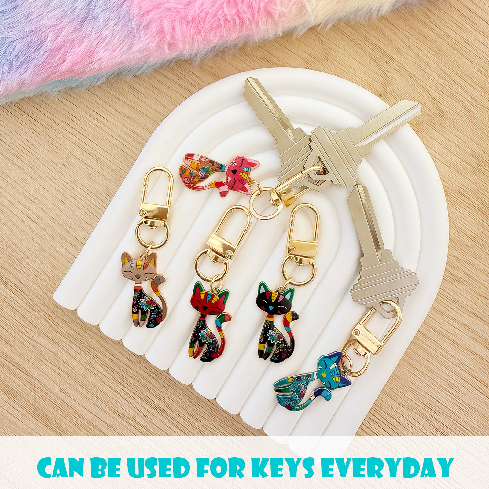Wrapables Colorful Cats Keychain, Bag Charm Accessory for Purse Handbag Backpack (Set of 5)
