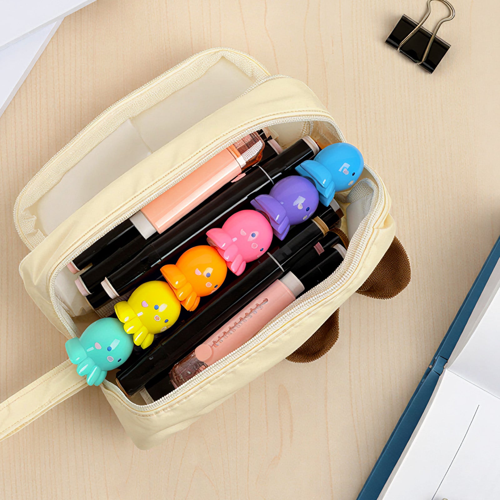 Wrapables 3D Animal Face Pencil Case, Large Capacity 2 Compartment Pencil Pouch for Stationery Tools