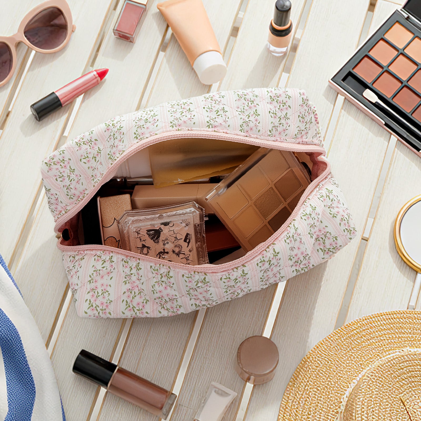 Wrapables Floral Quilted Makeup Bag for Cosmetics, Toiletries, Travel