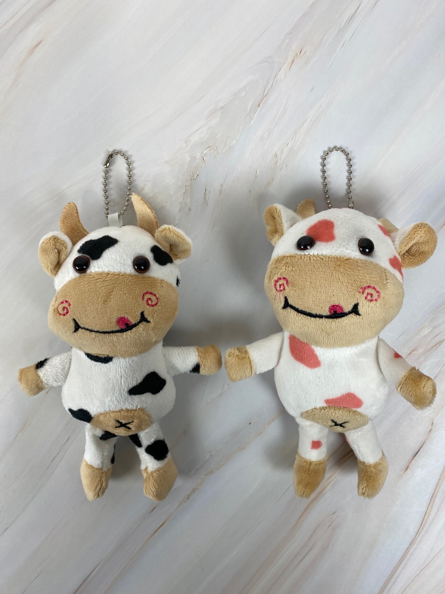 Wrapables Plush Stuffed Animal Doll Keychain Bag Charm (Set of 2), Cows