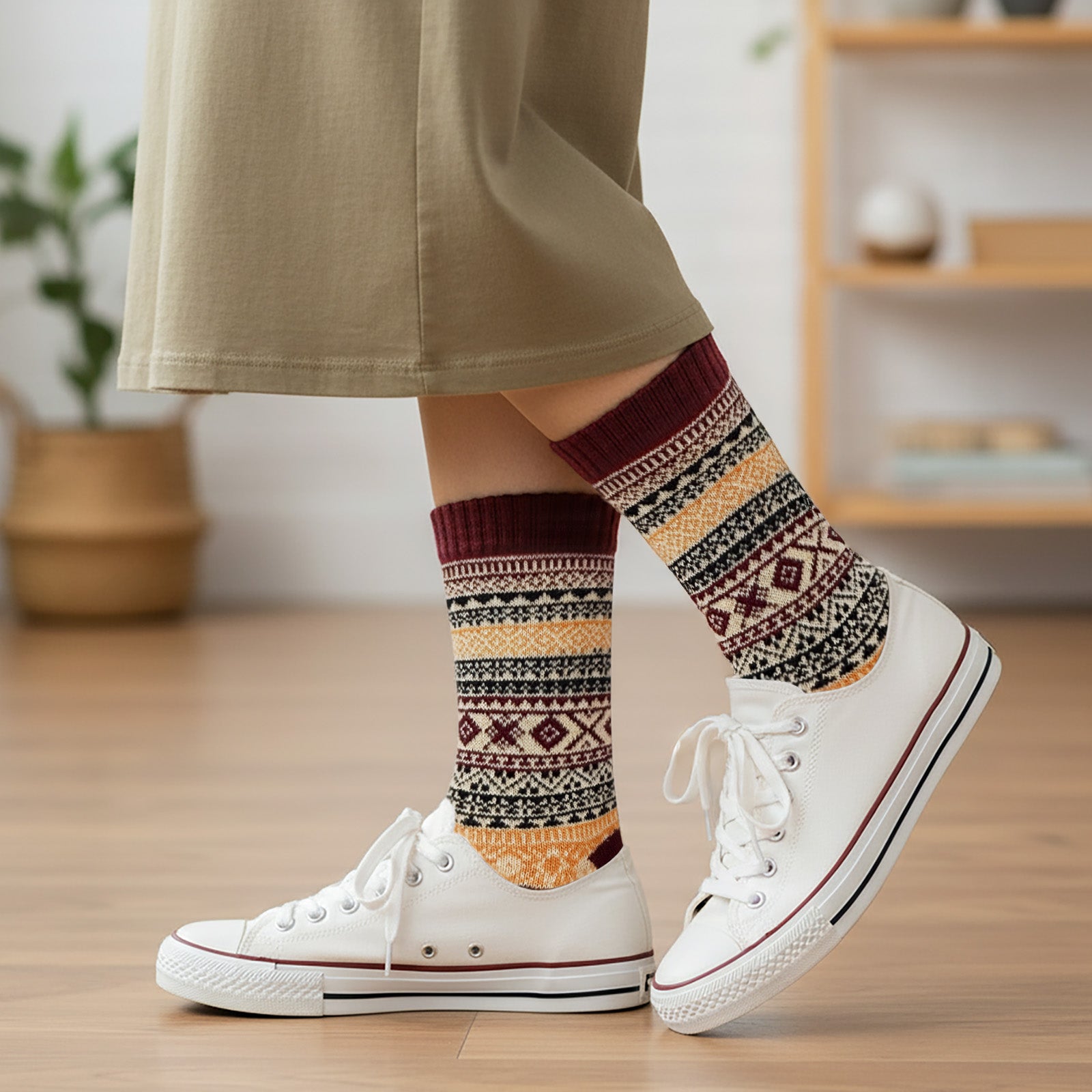 Wrapables Women's Nordic Winter Warm Crew Wool Socks (Set of 5)