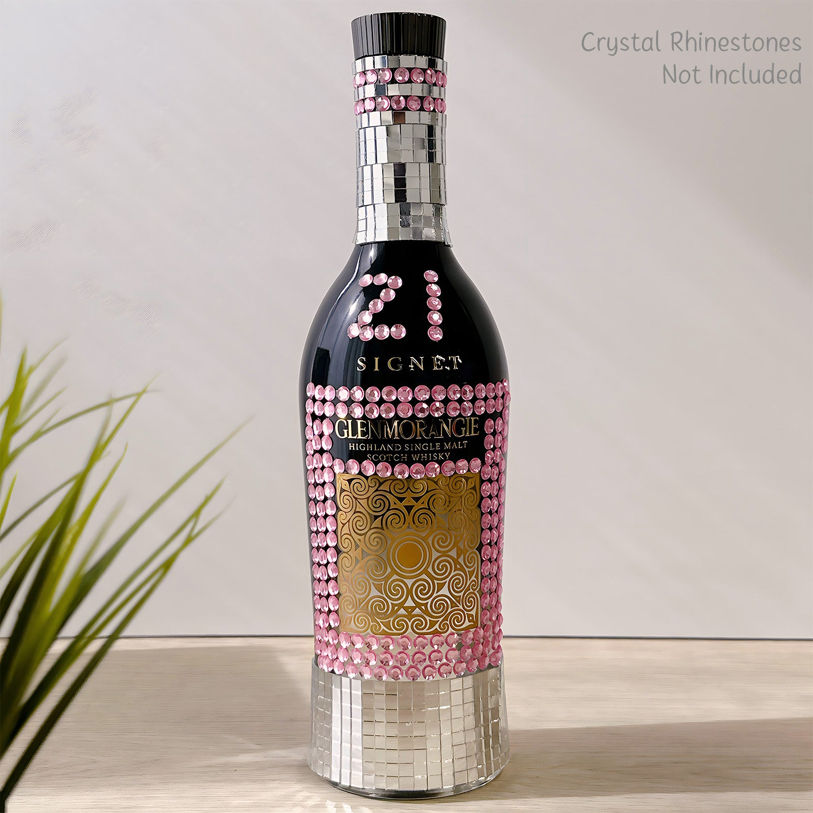 Wrapables 5mm x 5mm Self Adhesive Mosaic Glass Mirror Tile Stickers, 1592pcs for Arts and Crafts, Home Decoration, Silver