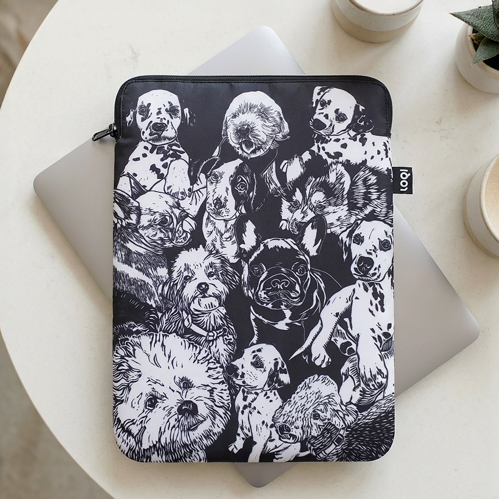 LOQI RED POPPY BEE Dogs Recycled Laptop Sleeve