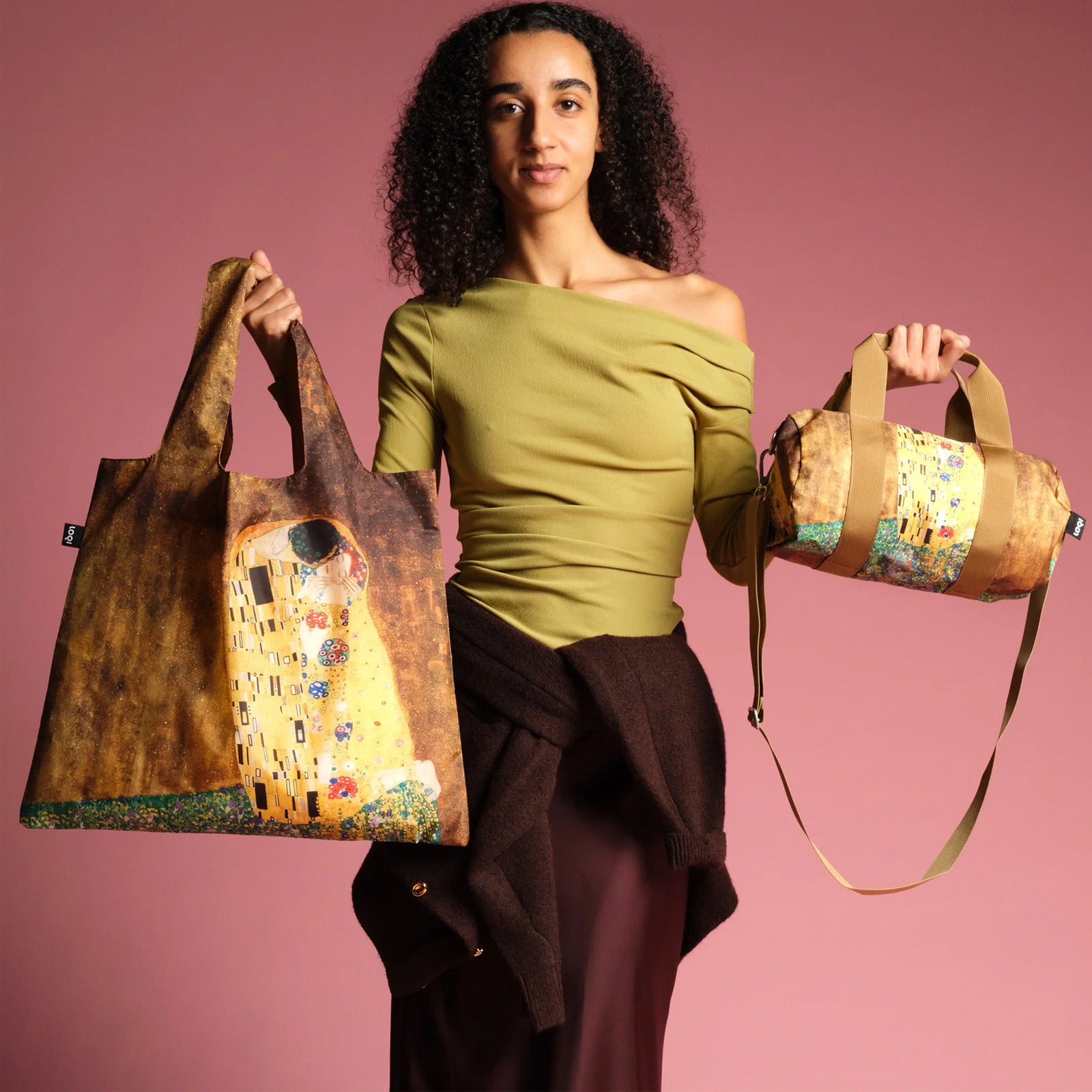 LOQI GUSTAV KLIMT The Kiss Recycled Medium Weekender, Handbag, Crossbody Bag