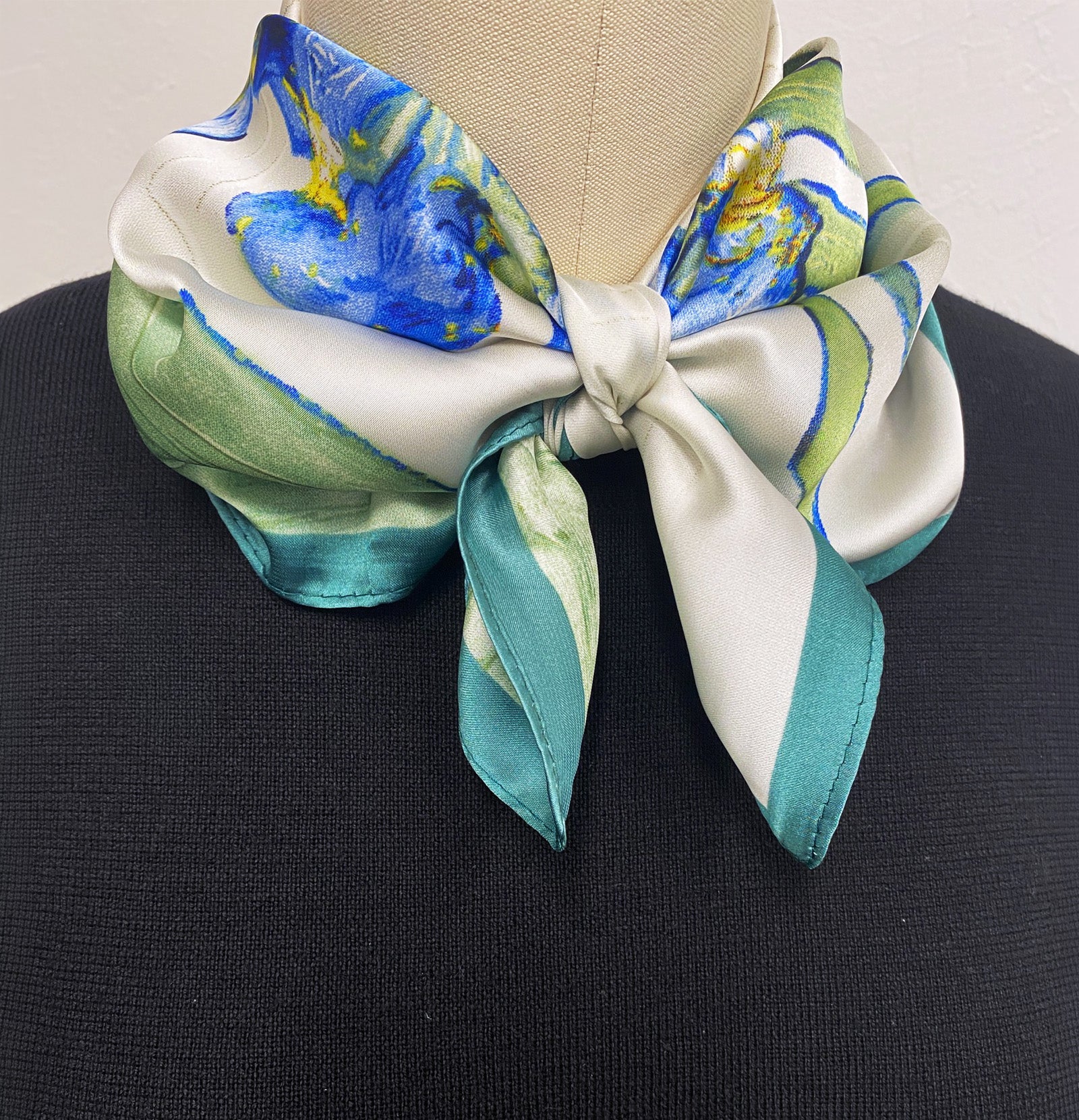 Wrapables Womens 2 Piece Silky Feeling Satin Square Scarf Set, 26.5x26.5 Inch Neckerchief [A75251, A75236], Ginkgo Iris