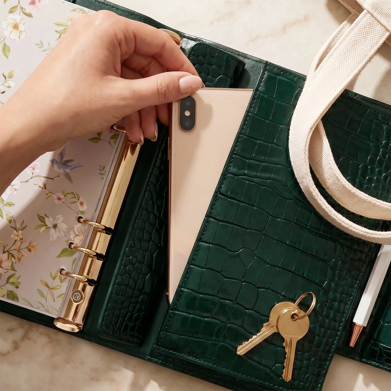Wrapables A5 PU Leather Croc-Embossed Planner and Journal Clutch, Refillable 6-Ring Binder for Work and Organization, Emerald Luxe