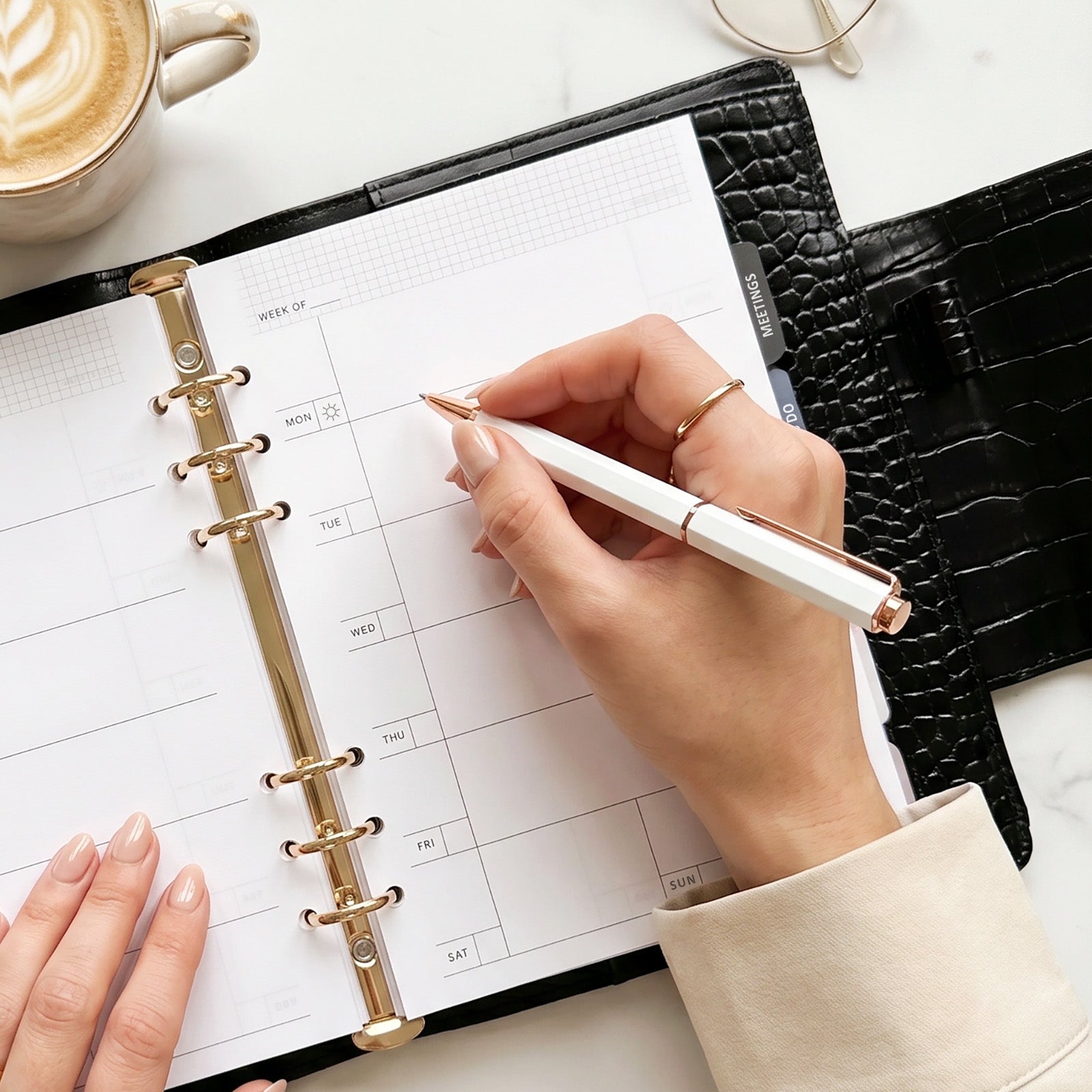 Wrapables A5 PU Leather Croc-Embossed Planner and Journal Clutch, Refillable 6-Ring Binder for Work and Organization, Classic Noir
