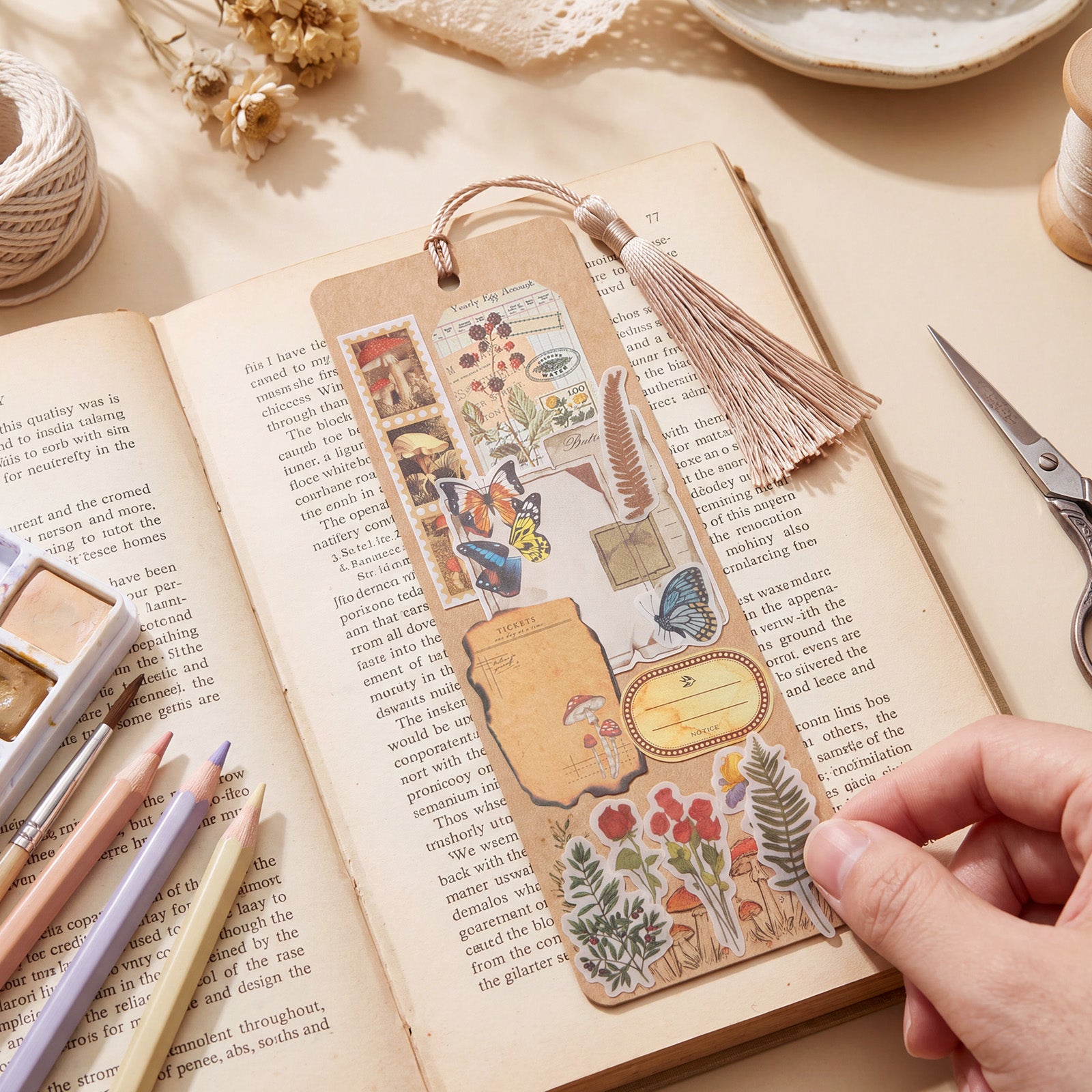 Wrapables Botanical Nature Scrapbooking Supplies Kit, Vintage Ephemera and Sticker Set for Junk Journaling, Card Making, and DIY Crafts (200pcs)