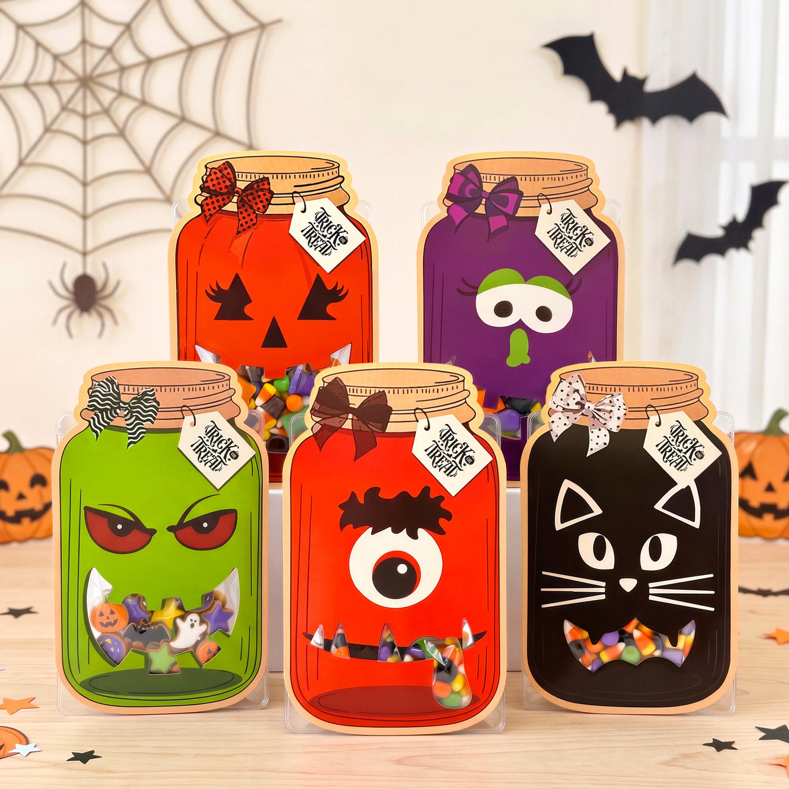 Wrapables 50pk Halloween Treat Bags with Mason Jar Cards Set, DIY Trick or Treat, Gift Exchange, Party Favors (Candy Not Included)