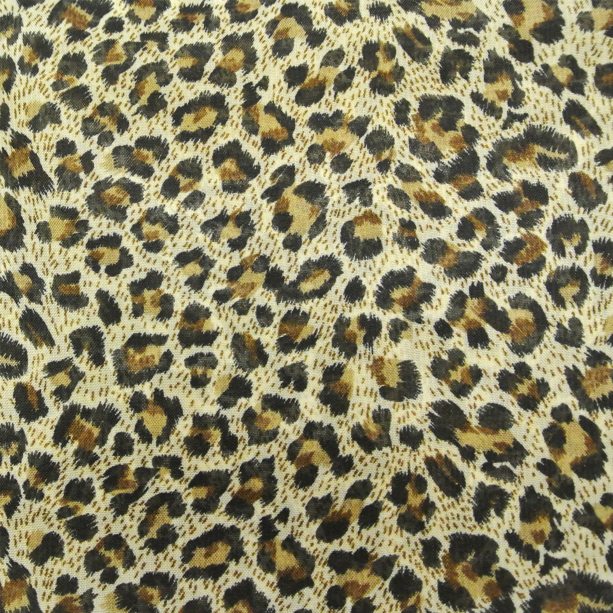 Wrapables Classic Leopard Print Scarf