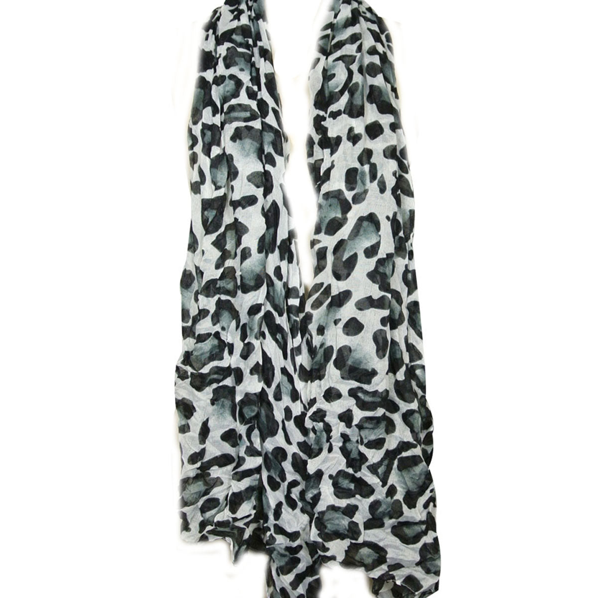 Wrapables Large Leopard Print Scarf