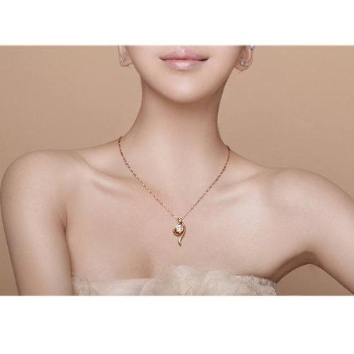 Wrapables Gold Tone White Crystal True Elegance Crystal Necklace and Stud Earrings Jewelry Set