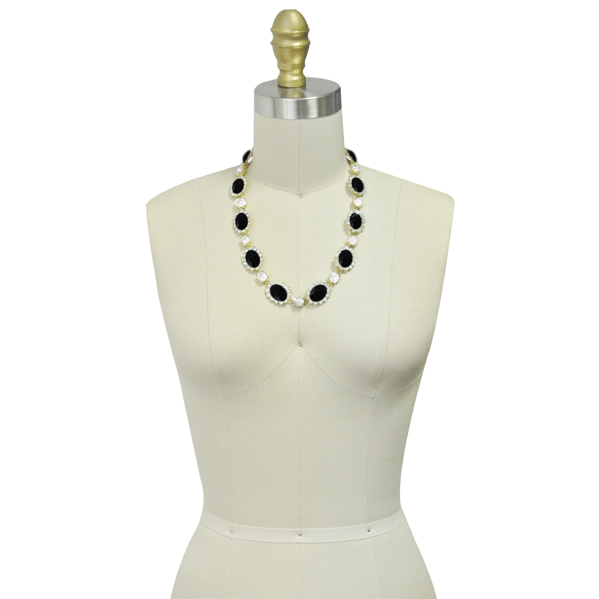 Wrapables Vibrant Cabochon and Crystal Necklace