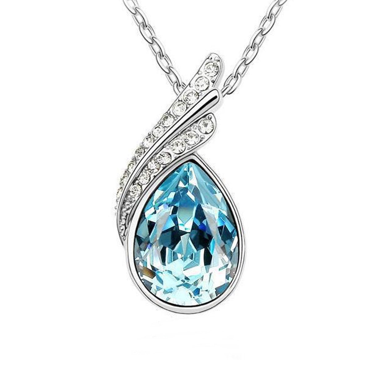 Wrapables Elegant Teardrop Crystal Pendant Necklace