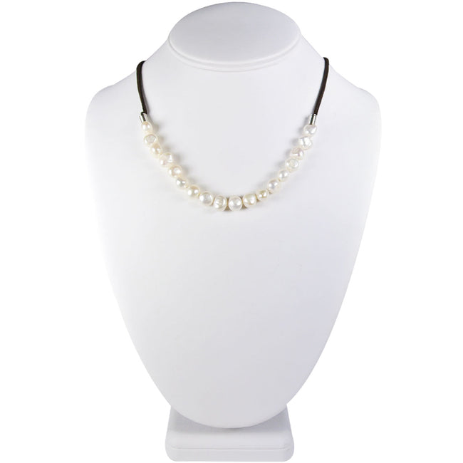 String of Faux Pearls Necklace