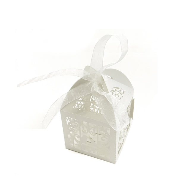 Wrapables Love Birds Wedding Party Favor Boxes Gift Boxes with Ribbon (Set of 50)