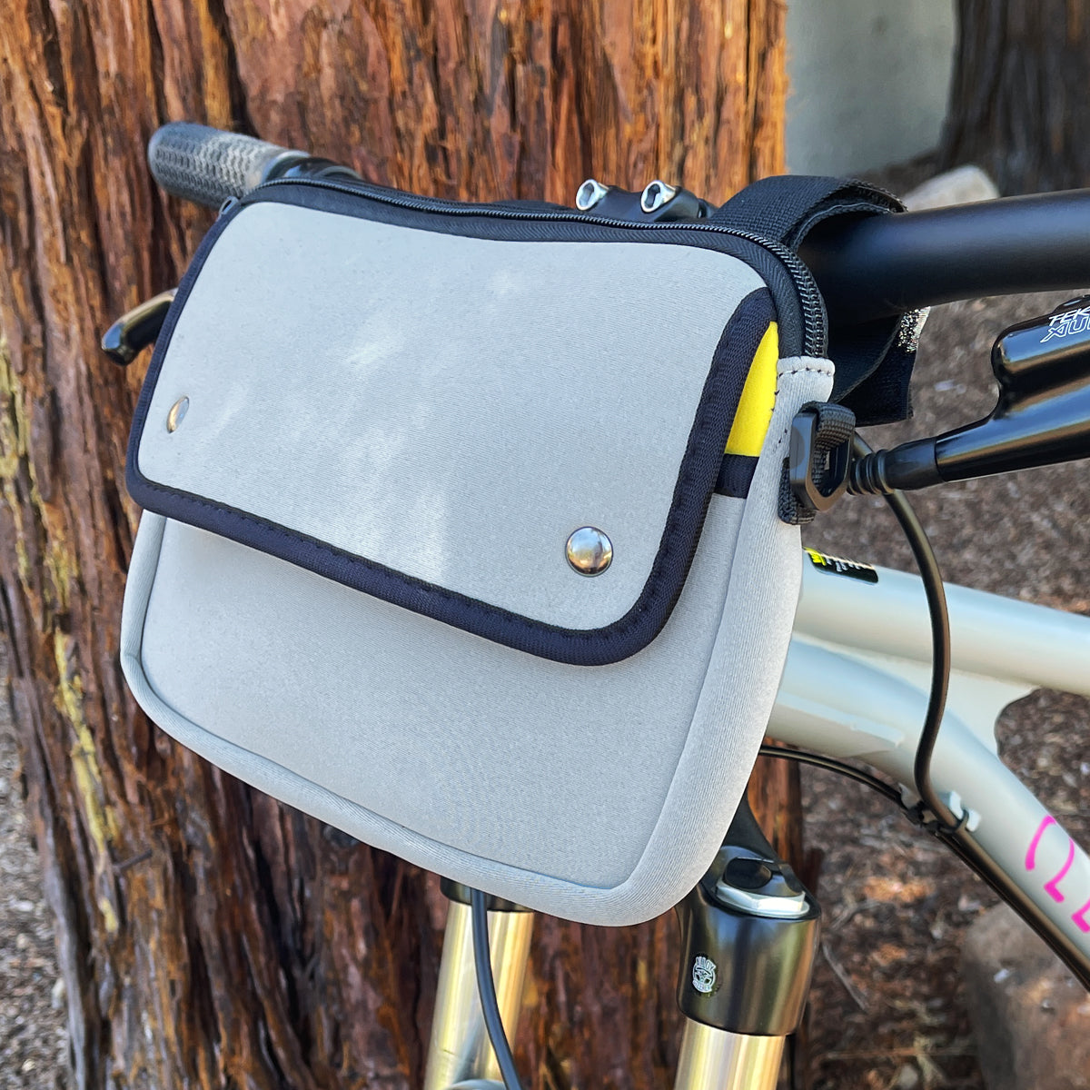 Waterproof Bike Bag, Handlebar Cycling Storage for Too