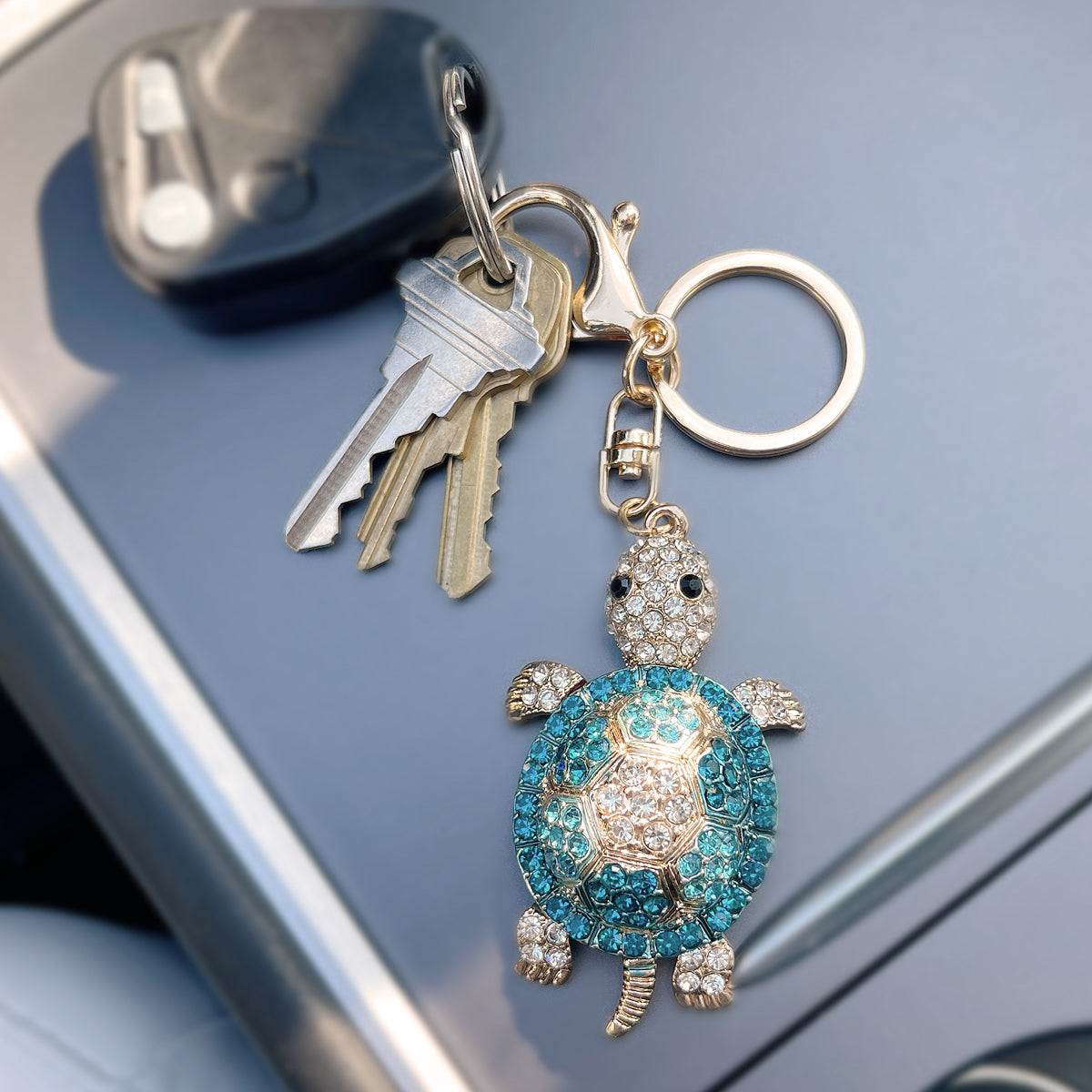 Wrapables Crystal Bling Key Chain Keyring with Tassel Car Purse Handbag Pendant Pink Evil Eye