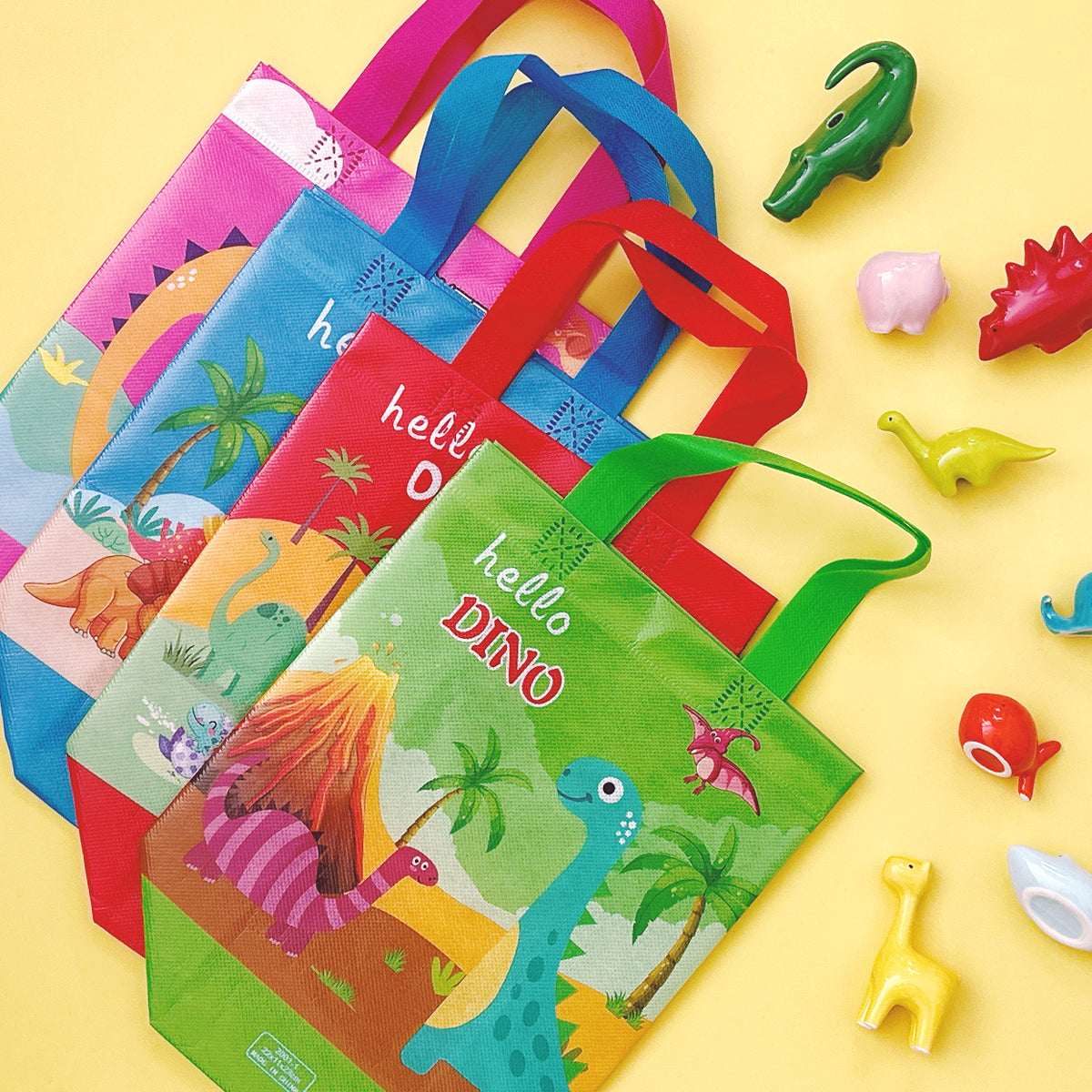 Gift Bags & Wrappers Online | Kids Gift Accessories - Mumzworld