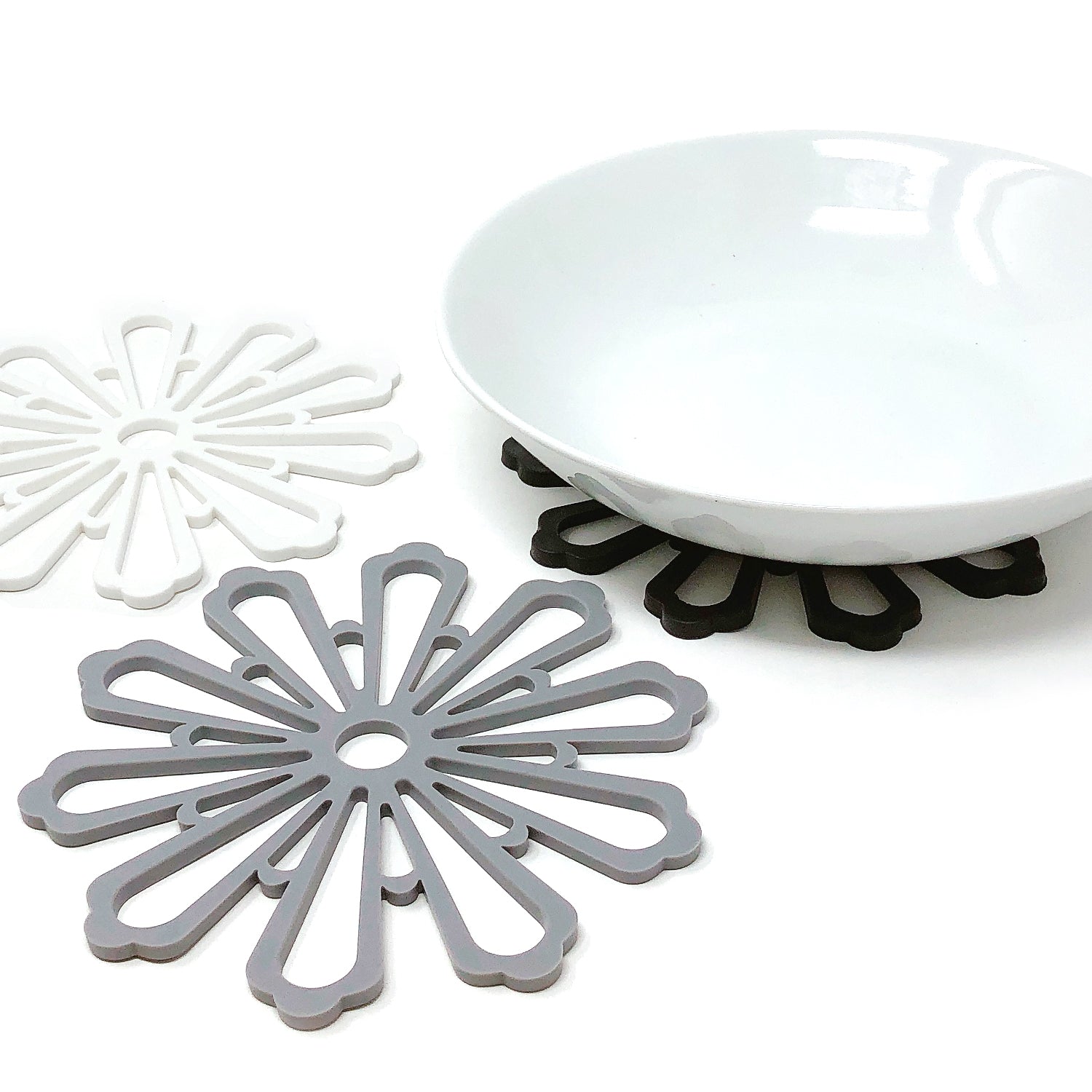 Wrapables Non-Slip Insulated Silicone Carved Trivets, Flexible and Durable Floral Coasters, Multi-Use Pot Holders & Placemats Set